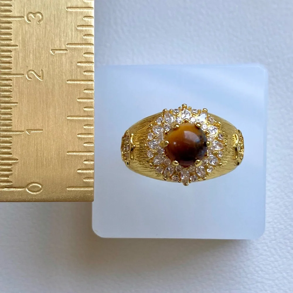 Elegant Gold and tiger eye Women's Ring